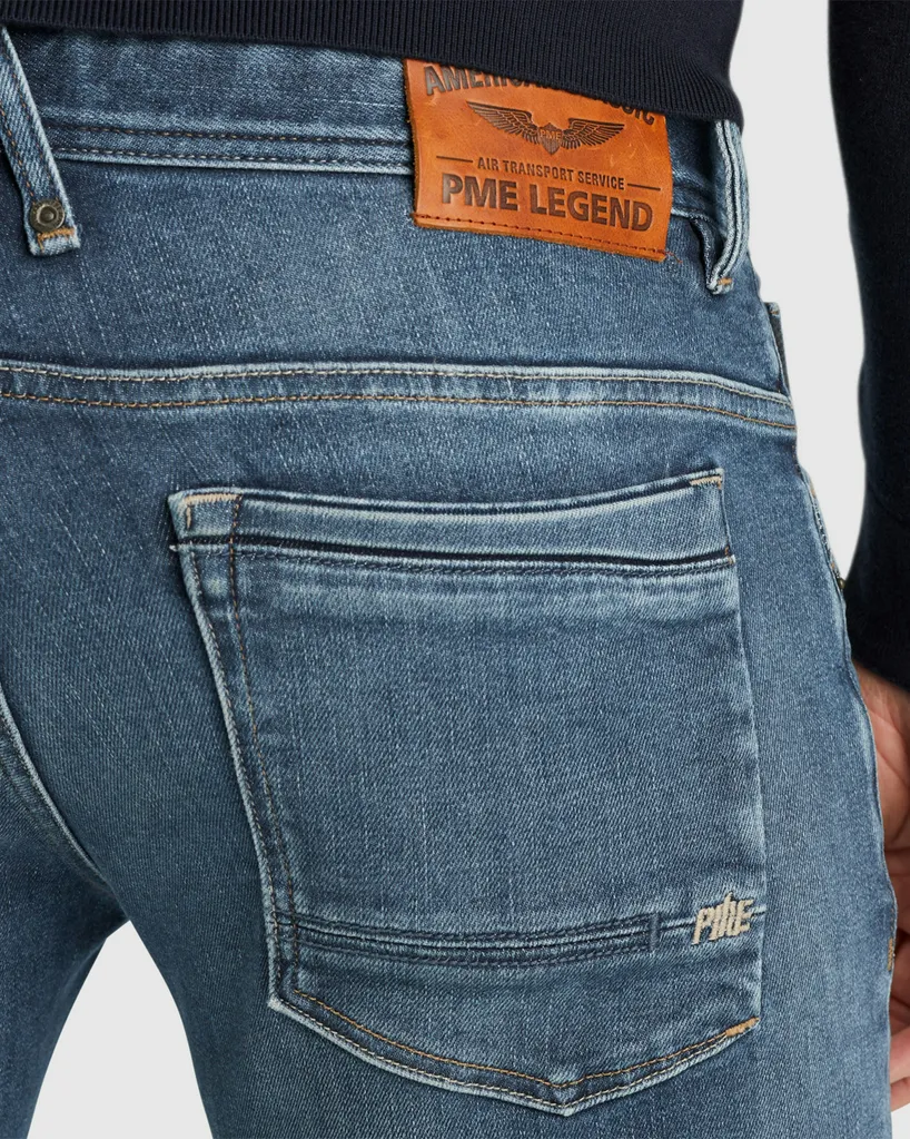 Only for Men Casual Lifestyle Styling with Knitwear and Jacket