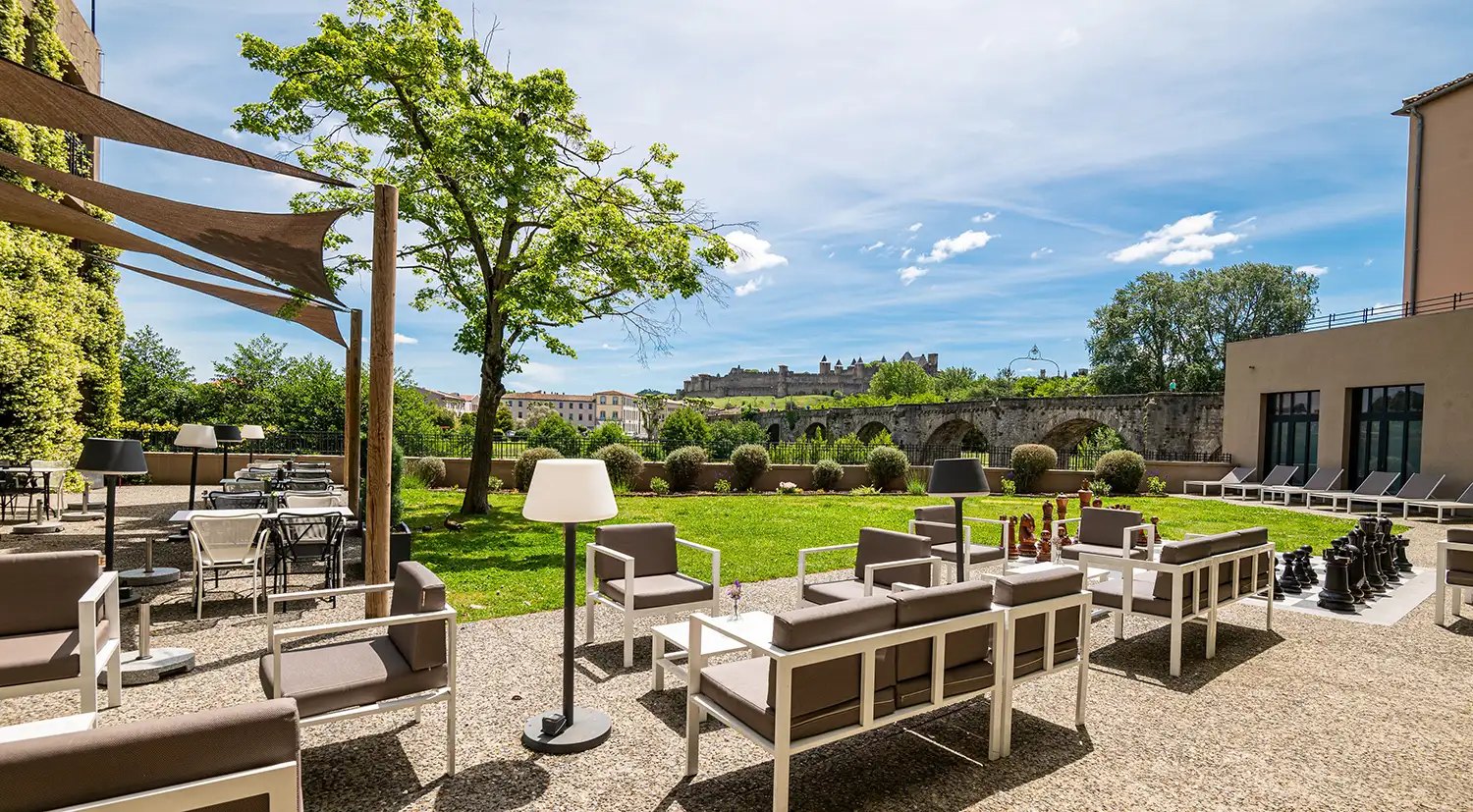 SOWELL Hotel du Roi and the medieval city of Carcassonne